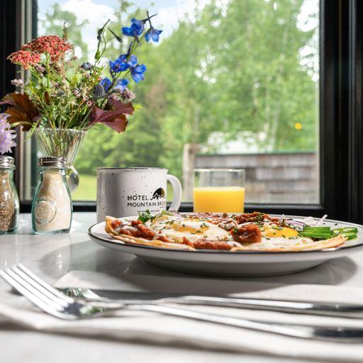 Hotel Mountain Brook Great Northern Catskills of Greene County